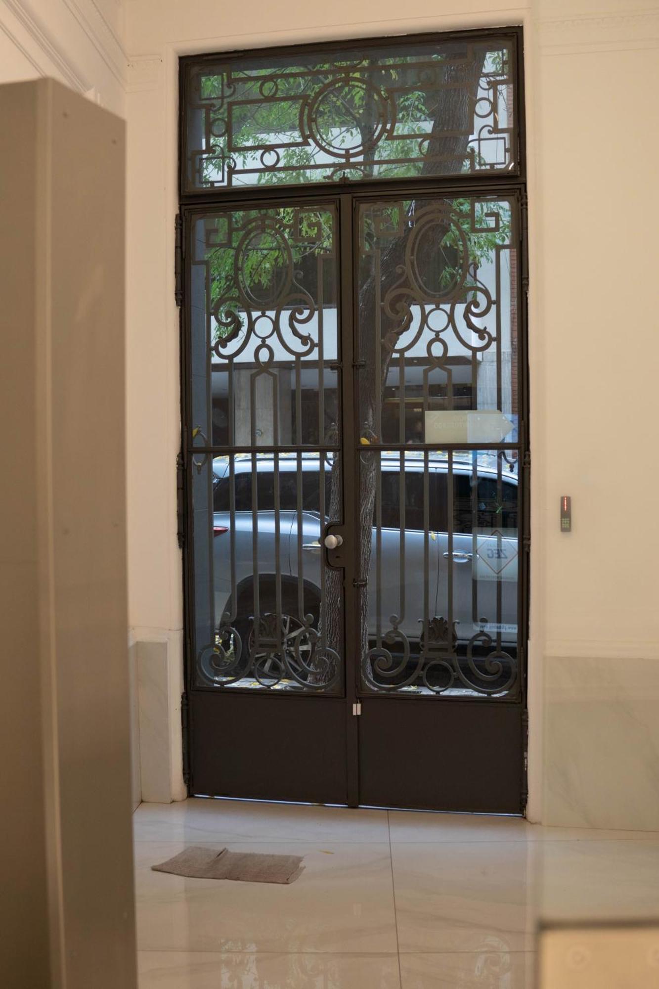 Vizion Juncal- Encanto Frances En El Corazon De Recoleta Буенос-Айрес Екстер'єр фото